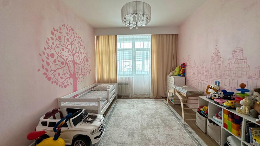 4-х ком в доме Гаку, Владислав ИмпериЯ