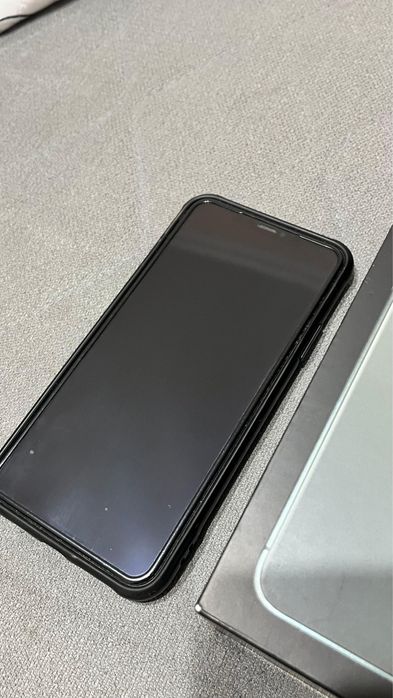 Айфон 11 про мах