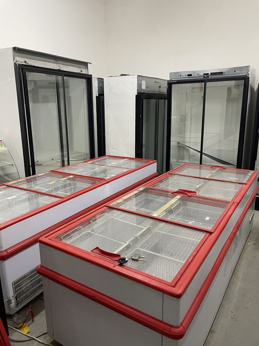 Шкаф холодильник витринный