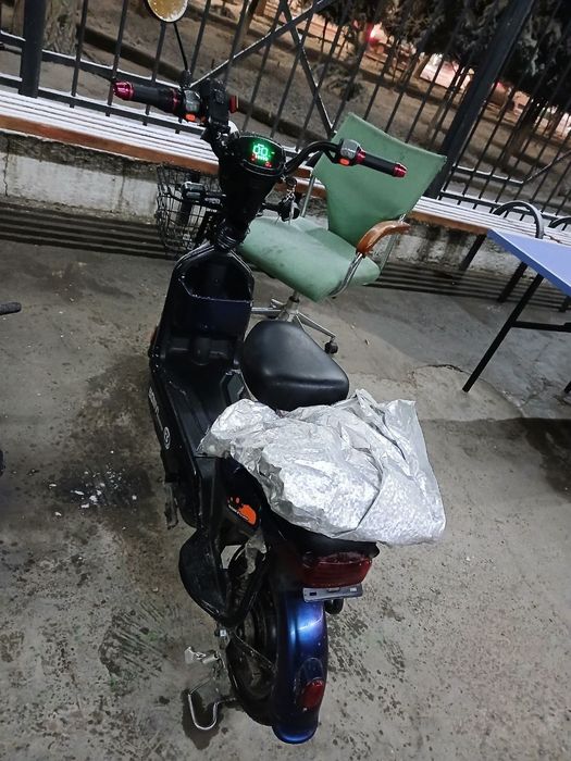 Bonvi elektron skuter