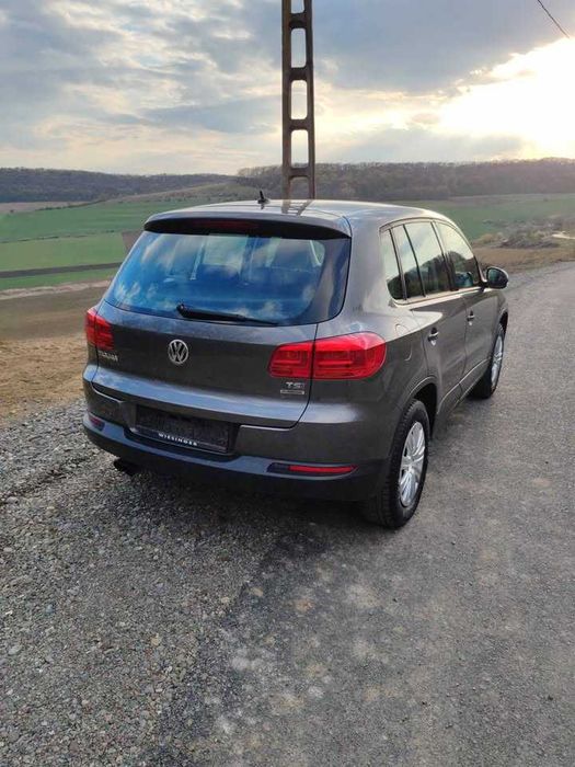 VOLKSWAGEN Tiguan 2012 — imagine 4