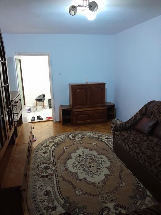 Inchiriez Apartament 2 camere
