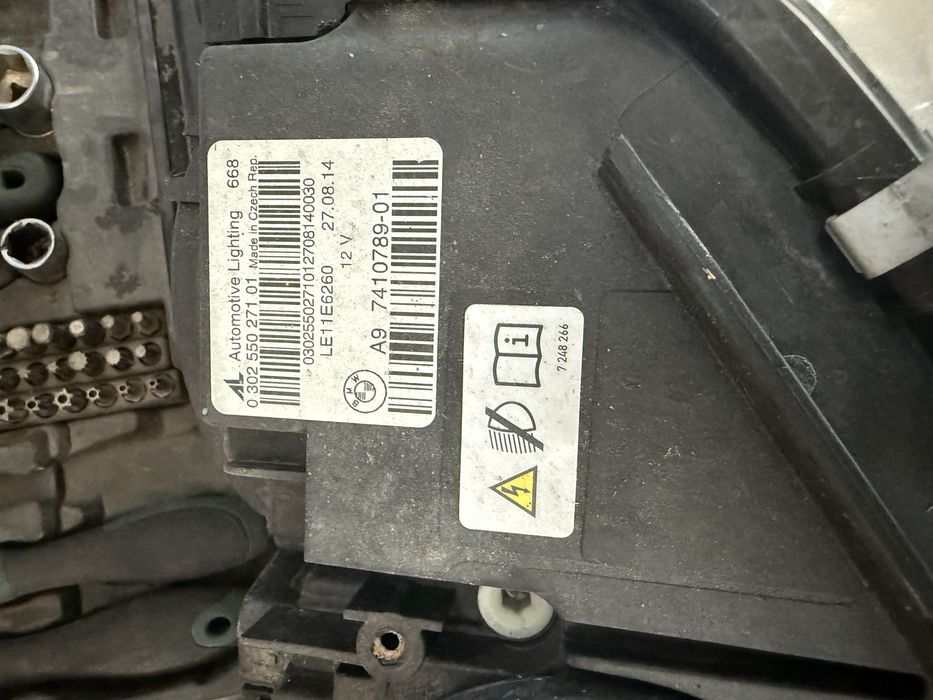 BMW F32 4 Фар Ляв Десен БМВ 4 серия F32