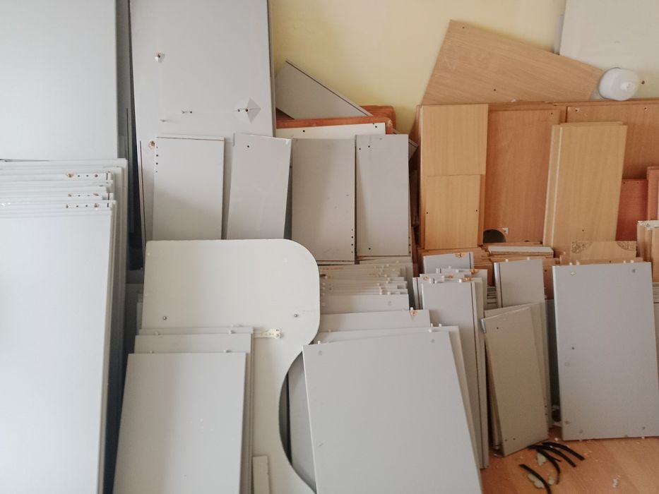 Тегін беремін, ағаштар