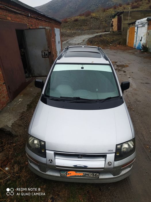 Митсубиси Рвр 1998