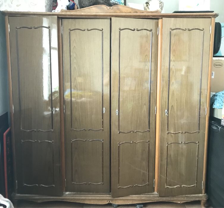 Мебель шифоньер комод тумбочки