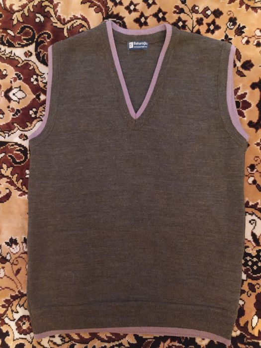 Продам школьную кофту на 5-7 класс