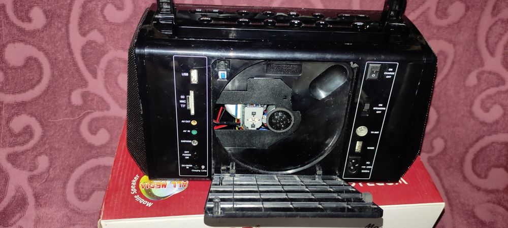 DVD комбо: DVD, TV, Radio, флешка