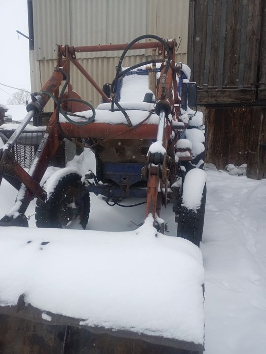 Продам трактор юмз 6 с куном