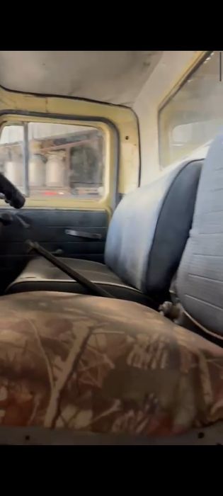 Продается автомашинаУрал