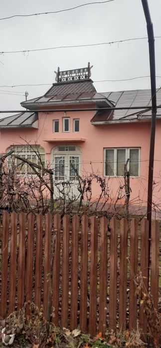 Vand casa locuibila cu 3 camere