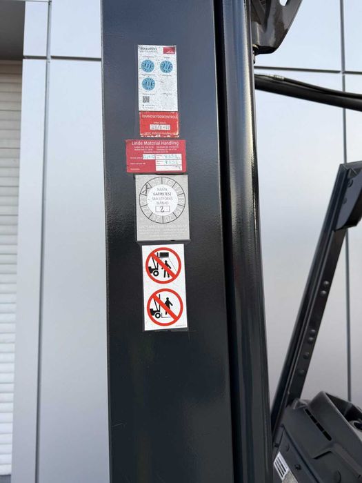 Electrostivuitor Linde E25L-01, An 2017, 2.5 tone, Catarg triplex