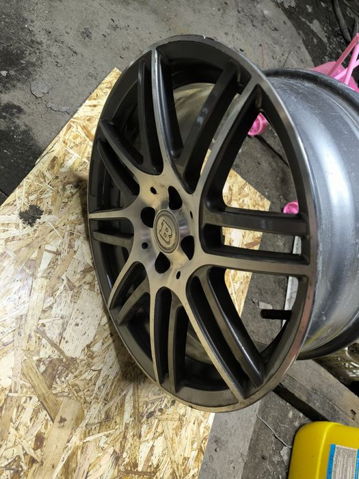 Продам титановые диски диаметром R17.