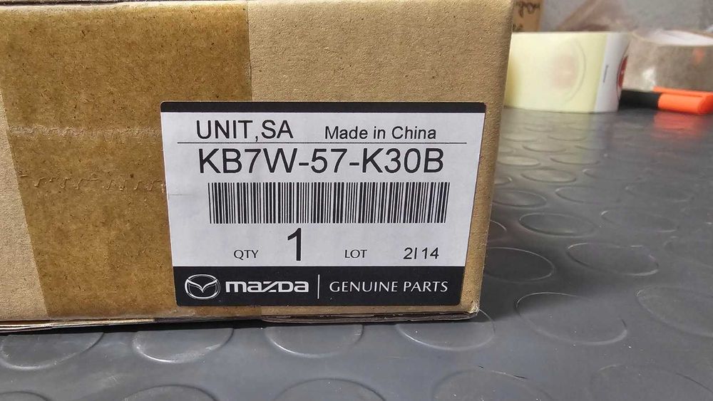 Модул за AirBag на Mazda KB7W57K30B KB7W57K30A