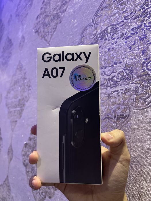 Samsung a07 128 gb ideal.