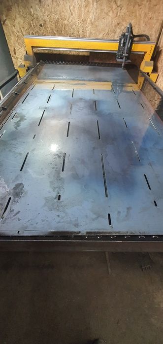 Decupare tablă traforată CNC pentru porți și garduri