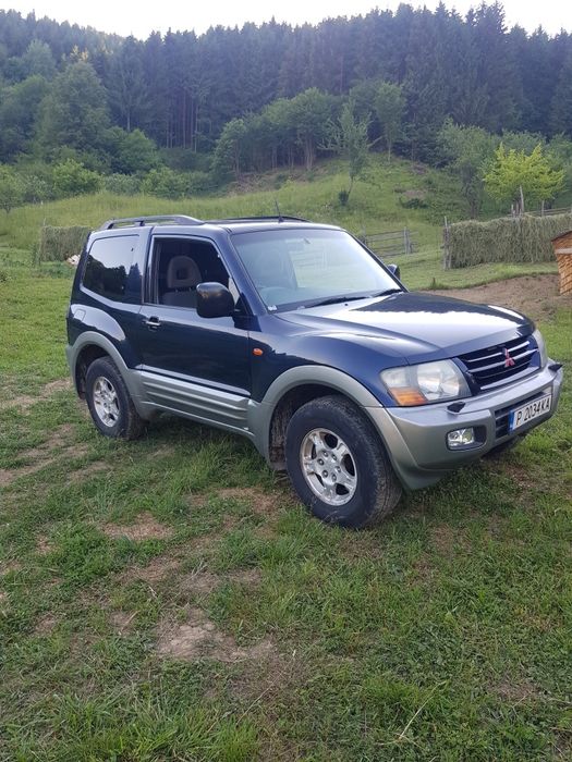 Dezmembrez Mitsubishi pajero mk3 motor 3.2 cutie automată