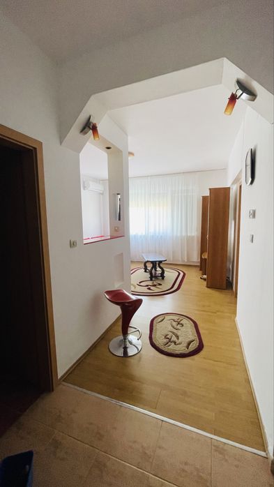 Inchiriez apartament cu o camera Sinmartin