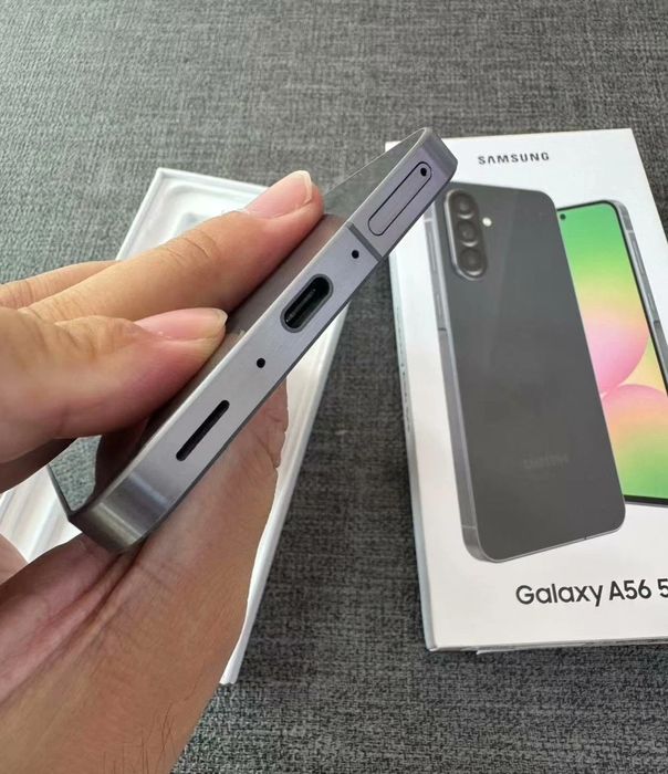 Samsung A56 5G impecabil la cutie