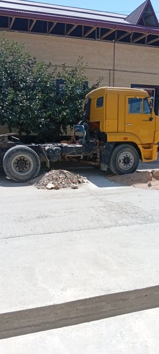 Kamaz lejanka kabina sotiladi yili 2011 ishlab turgan naxaddi
