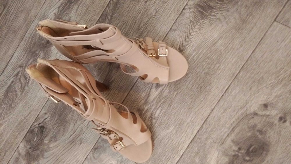 продам туфли кожаные 39р