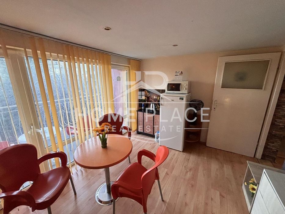 ПАРКОМЯСТО ! Тристаен апартамент под наем - Бриз