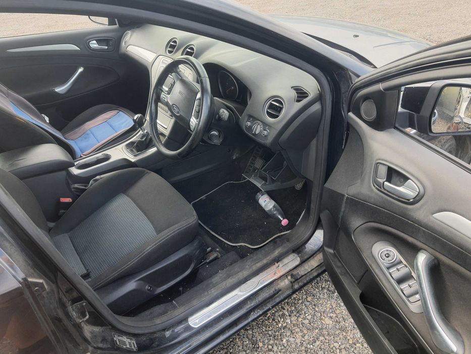 На части! Ford Mondeo 2.0 TDCi