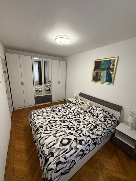 Închiriez apartament direct proprietar
