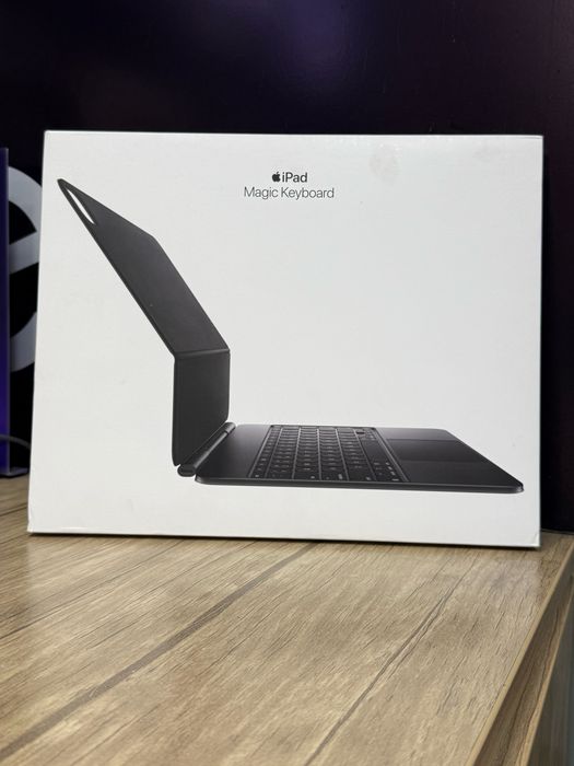Prodam idyal Apple MagicKeyboard  13 M4 M5