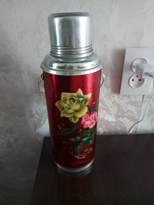 Продам термос ссср