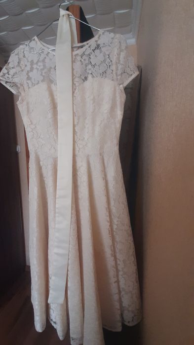 Продам платье в хорошем состояний