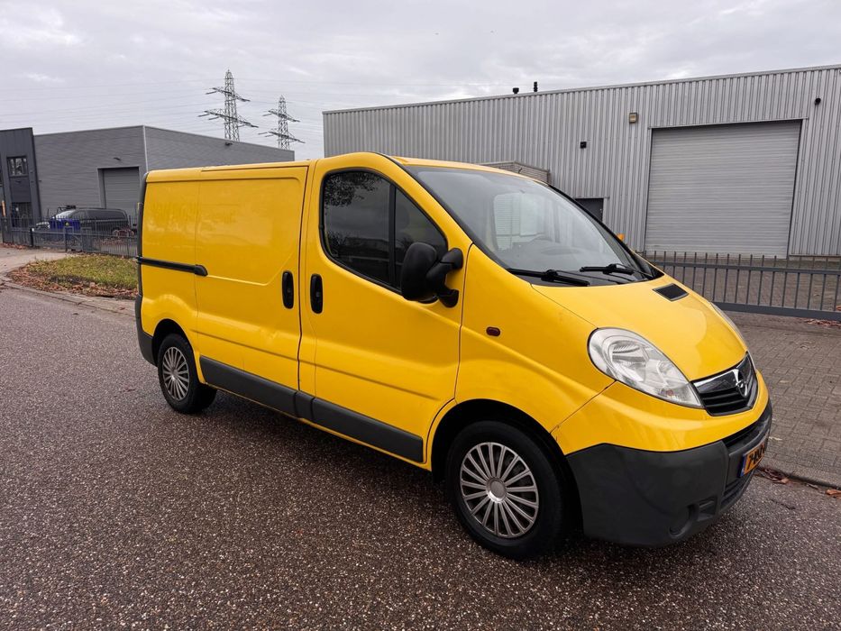 Opel Vivaro 2.0 Euro 5/6 Trepte/Aer Conditionat /Import Olanda