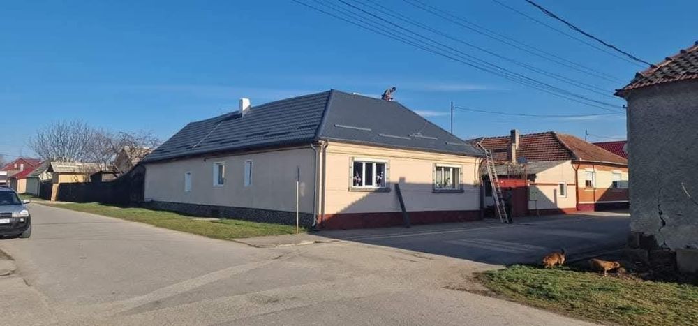 Executăm următoarele : Acoperișuri și Mansardari sistem complet terase