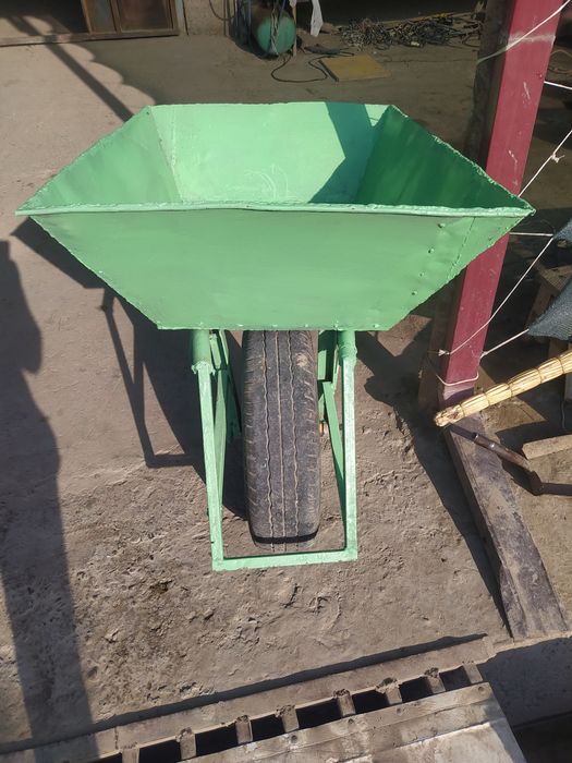 Тачка Аробача сотилади