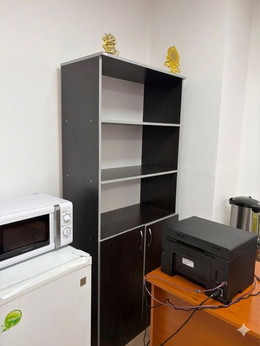 СРОЧНО продам офисный мебель