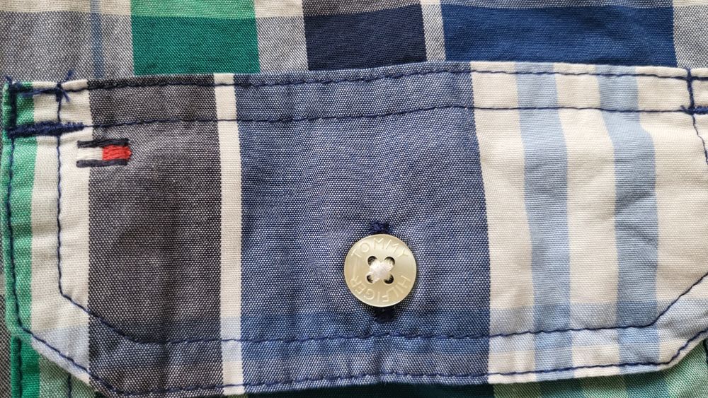 Camasa Tommy Hilfiger XS adulti / XL copii