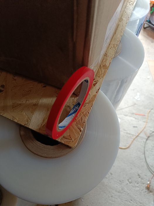 Banda adeziva roșie sigilat pungi