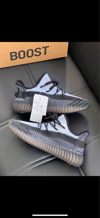 Yeezy Boost 350 V2 Static