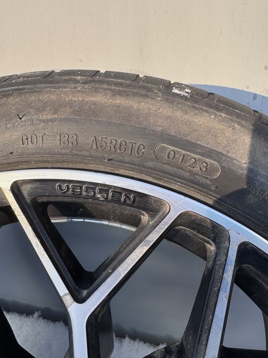 Диски с резиной. Комплект колес.