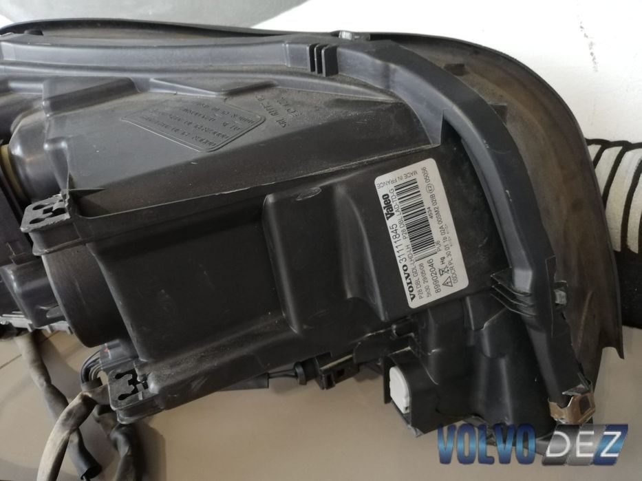 Far stanga xenon lupa adaptiv Volvo XC90 31111845
