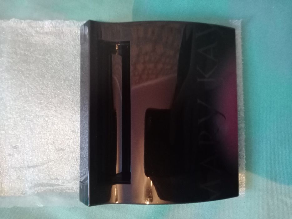 Футляр с зеркалом для косметики