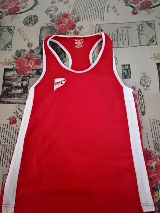 ex compleuri de boxat încă în garanție