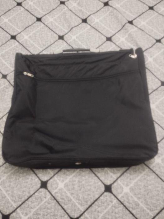 Продам сумку портплед.за 12000тг.