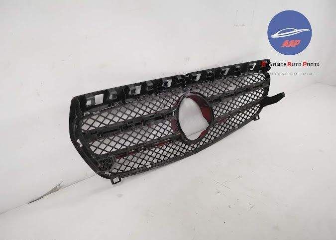 Оригинална централна решетка на радиатора Мерцедес-Бенц / Mercedes-Ben