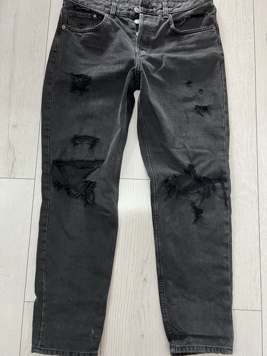 Осем чифта дънки за 15 лева