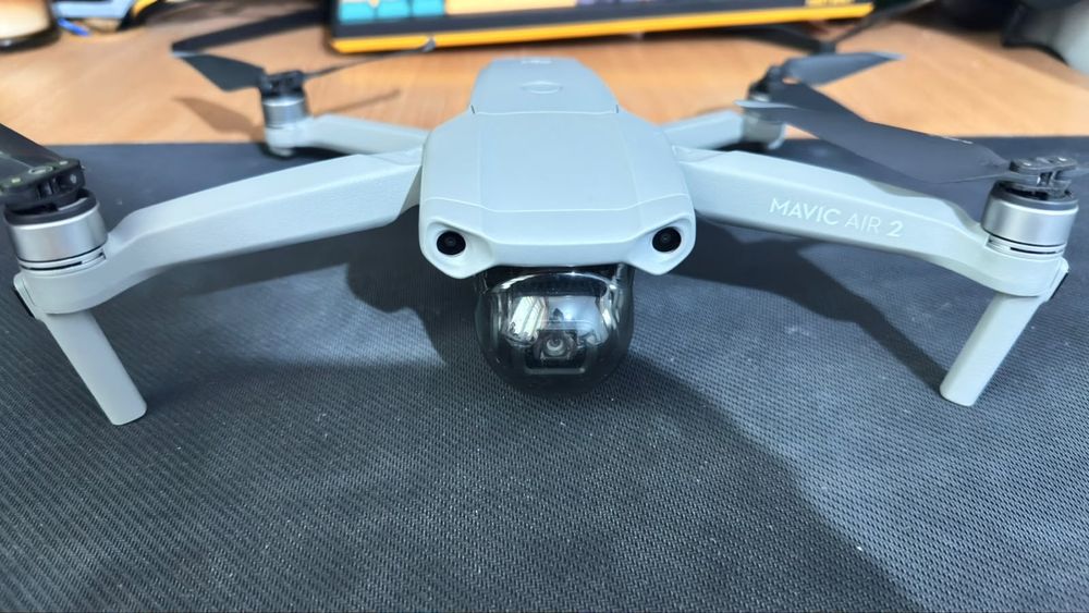 Продам Дрон DJI Mavic Air 2 серебристый