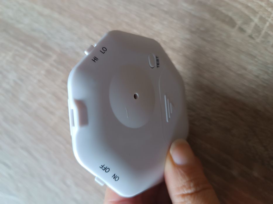 Датчик при чупене на стъкло