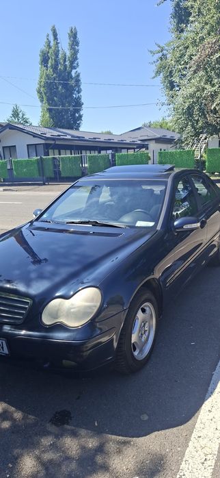 Mercedes Benz C200