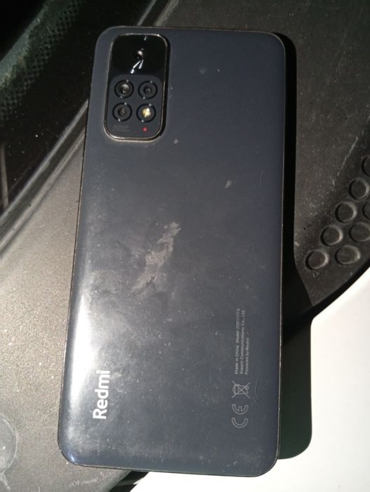 Redmi Note 11    4  128 tali