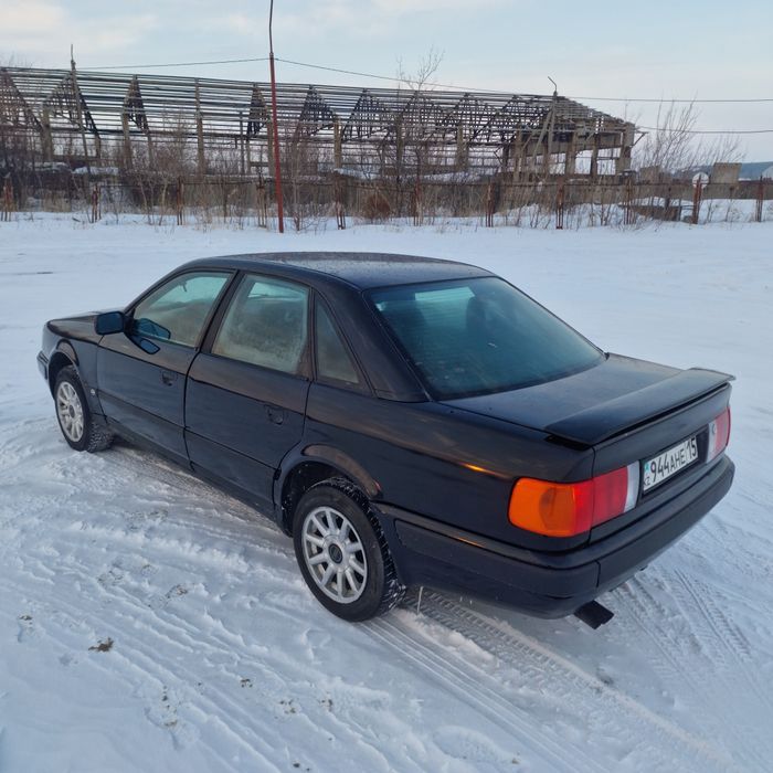 Продам ауди 100.